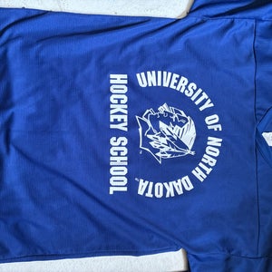 Blue Medium Men's Nike Jersey (Used)