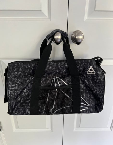 Reebok Black Gray Unisex Adjustable Strap Gym Duffle Bag 17x9x9 embroidery logo