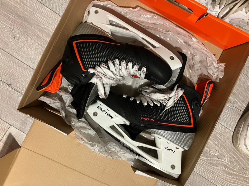 2013 Easton Mako Hockey Skates Regular Width Size 9 (New)