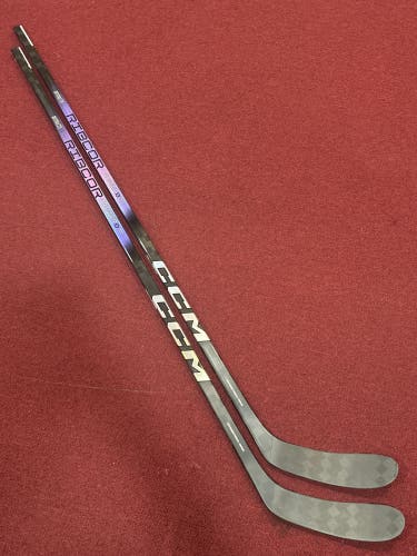 2 Pack CCM Jetspeed FT6 Pro Left Hand P28 75 Pro Stock (New) Sticks Item#K862P