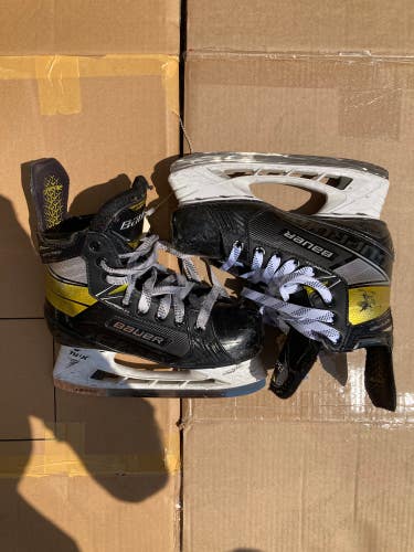 Bauer Supreme Ignite Pro+ Hockey Skates | Size: 1
