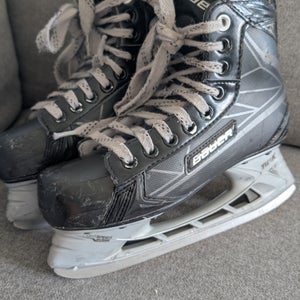 Bauer Supreme S160 LE Hockey Skates Regular Width Size 4 (Used)