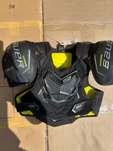 Bauer Supreme 3S Pro Shoulder Pads | Junior Size: Medium