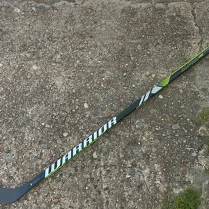 Warrior Alpha LX2 PRO Right Handed W28 Pro Stock Stick Item#5146HTX