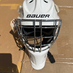 Bauer 930 Goalie Mask | Size: Junior