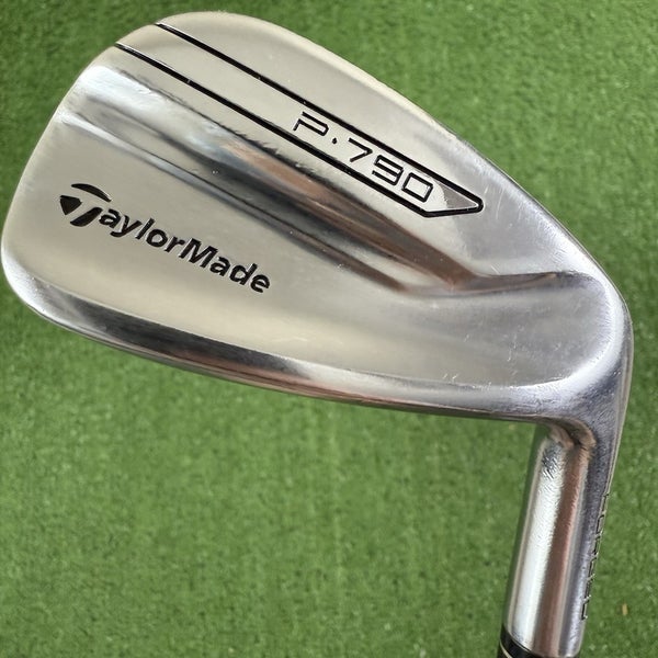 Taylormade P790 2017 8 Iron Dynamic Gold R300 105 Regular Flex Right Handed