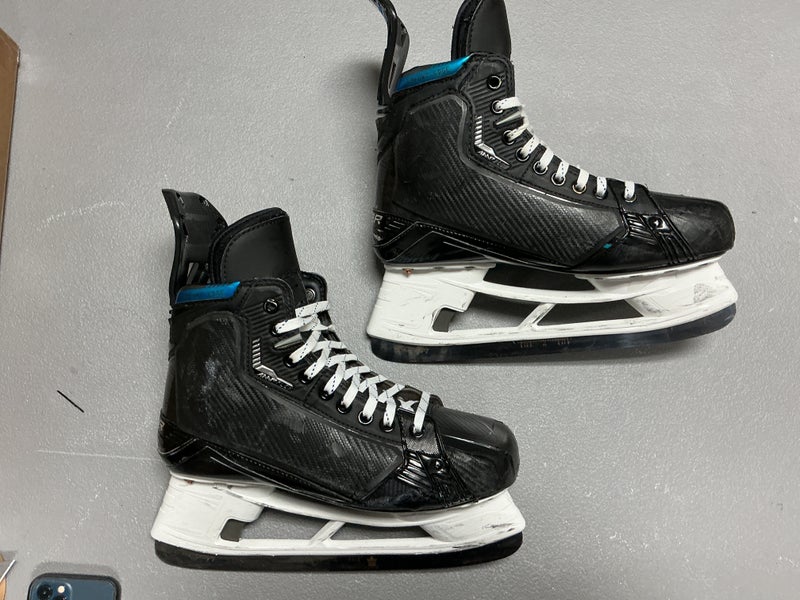 Bauer Supreme Mach Mens Pro Stock Size 9.5 Hockey Skates MIC 33627