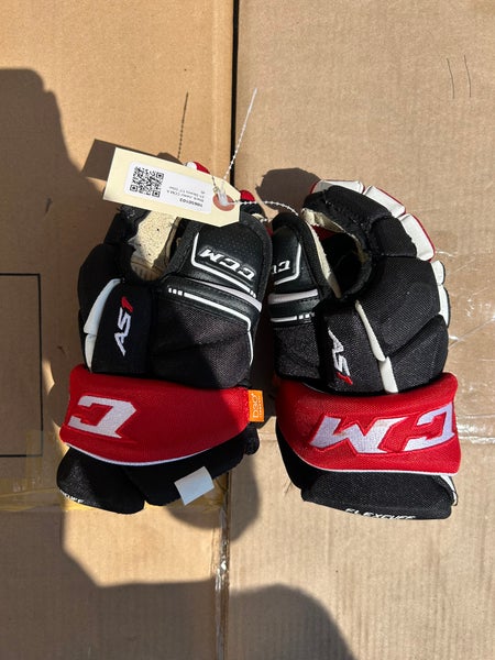 CCM AS1 Gloves | Junior 11"