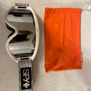 Men's Spy Snowboard Goggles Medium (Used)