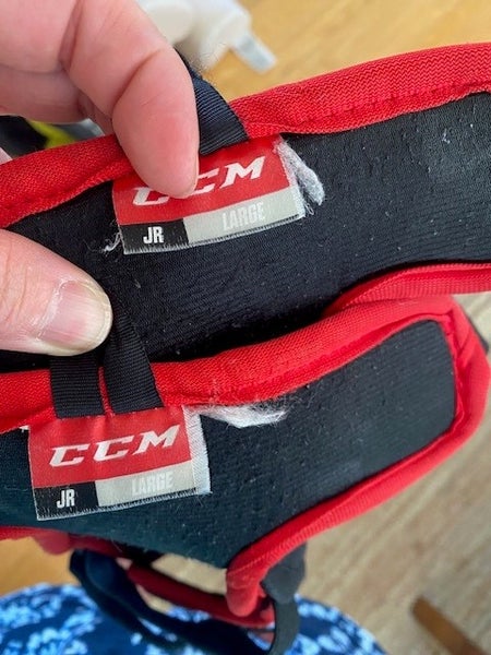 Junior Large CCM Jetspeed Edge Elbow Pads (Used)