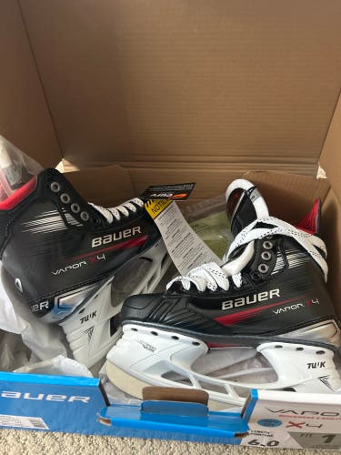 Bauer Vapor X4 Skates Size 6.0 Fit 1 New!
