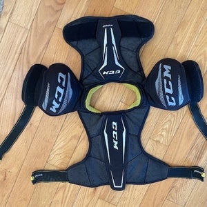 Junior Small CCM Tacks Shoulder Pads (Used)