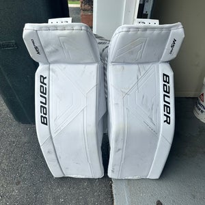 Medium 2023 Bauer Supreme M5 Pro Goalie Leg Pads (Used)