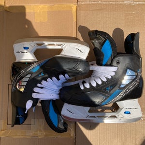 True TF7 Hockey Skates | Size: 6.5