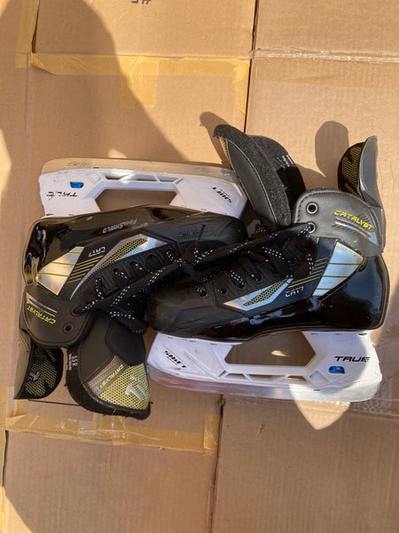True Catalyst 7 Hockey Skates | Size: 5.5