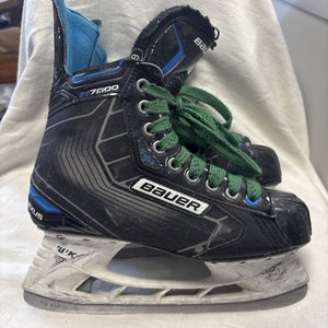 Intermediate Size 6.5 Bauer Nexus 7000 Ice Hockey Skates