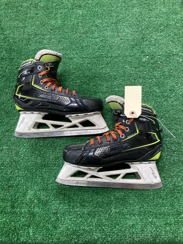 Intermediate Bauer GSX Hockey Goalie Skates Size 5.5 (Used)