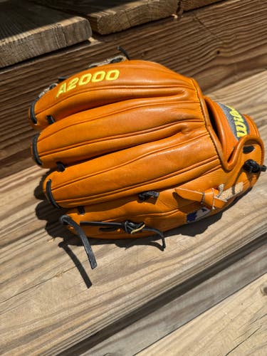LIKE NEW 2023 Wilson DP15 Dustin Pedroia A2000 Baseball Glove 11.5" (Used)
