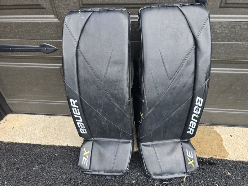 33" Bauer Vapor 3X Goalie Leg Pads