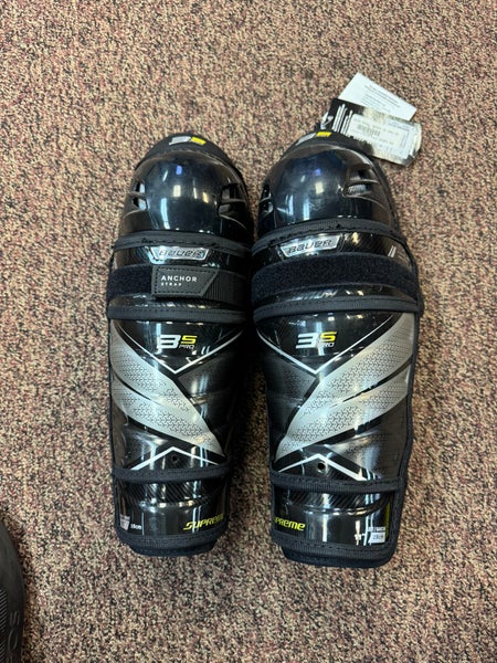 Junior Bauer Supreme 3S Pro 11" Shin Pads (New)