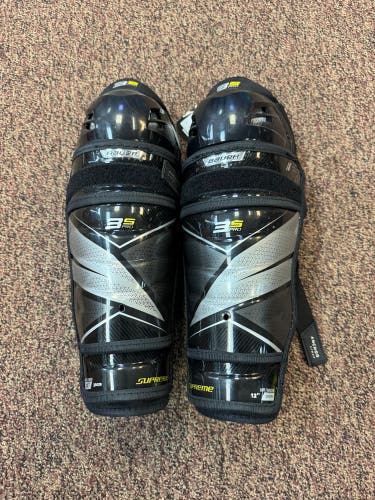 Junior Bauer Supreme 3S Pro 12" Shin Pads (New)