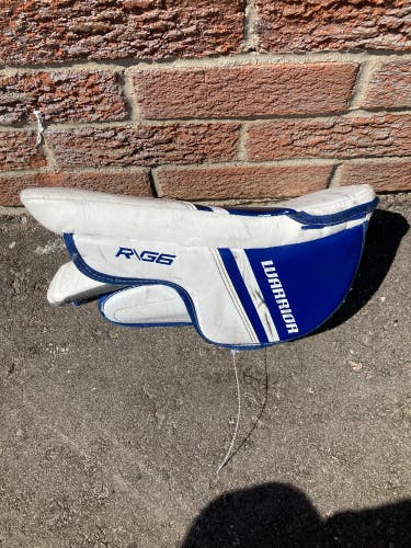 Warrior Ritual G6 Regular Goalie Blocker | Size: Junior