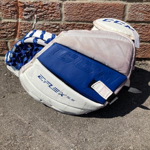 CCM Extreme Flex E5.5 Regular Goalie Glove | Size: Senior