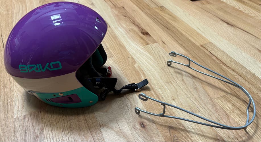 Unisex Medium Briko Vulcano FIS Helmet FIS Legal