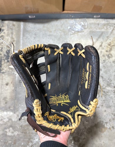 Brown Rawlings Highlight Series RH Infield Baseball Glove 11.5" (Used)