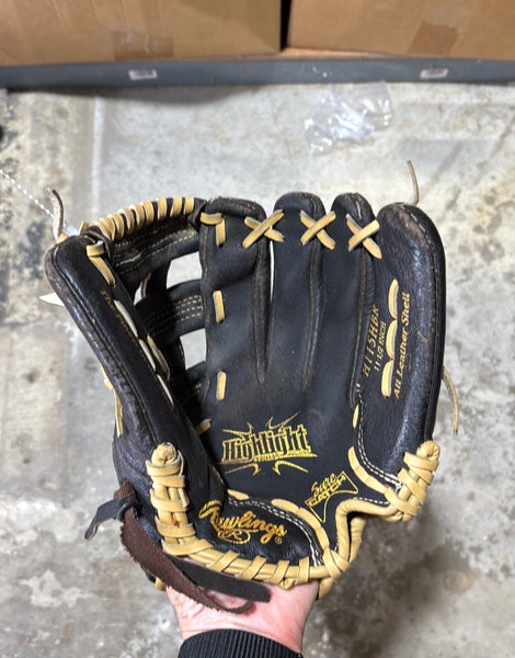 Brown Rawlings Highlight Series RH Infield Baseball Glove 11.5" (Used)