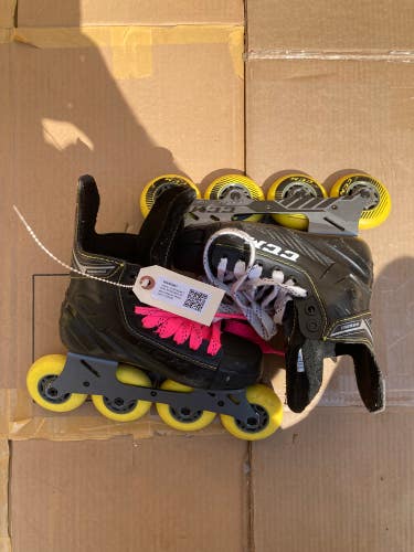 CCM Super Tacks 9350 Inline Skates Regular Width | Junior Size: 3