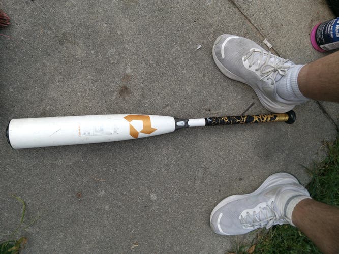 2024 DeMarini CF Zen Composite USSSA Certified Bat (-8) 22 oz 30" (Used)