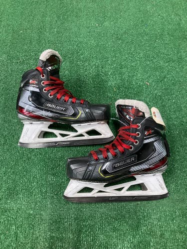 Junior Bauer Vapor 2X Pro Hockey Goalie Skates Regular Width Size 3.5 (Used)