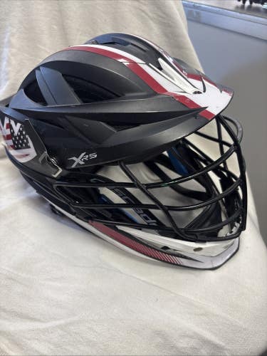 Adult Adjustable Cascade XRS 360 Fit Lacrosse Helmet.