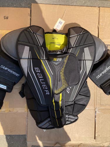 Bauer Supreme S29 Goalie Chest Protector | Intermediate Size: Medium