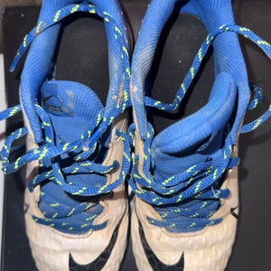 Kid's 6Y (Big Kids / Youth) Nike Molded Cleats (Used)