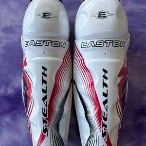 Senior Easton Stealth S3 Shin Pads 14" (Used)