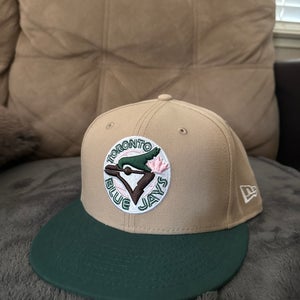 Adult Unisex 7 5/8 New Era Hat (New)