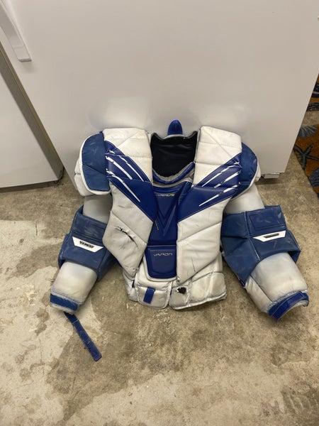 Large  Bauer Hyperlite Goalie Chest Protector (Used)