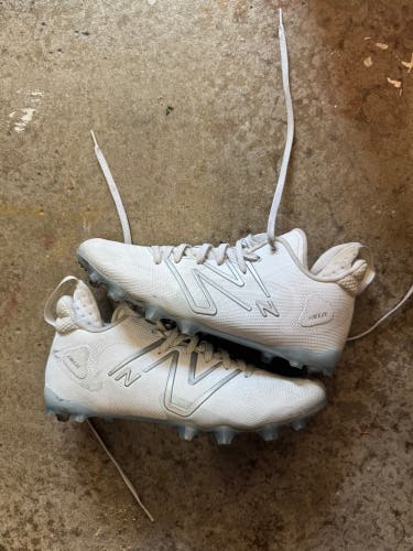 White Men's Size M 12.0 Adult New Balance Freeze 4.0