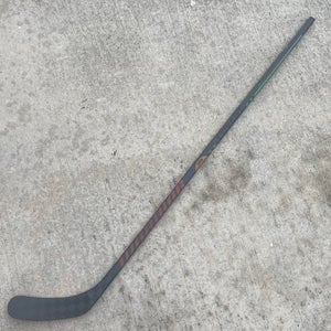 Warrior Covert QR6 pro Right Handed W03 Curve 95 Flex Pro Stock (New) Stick Item#5924HTX