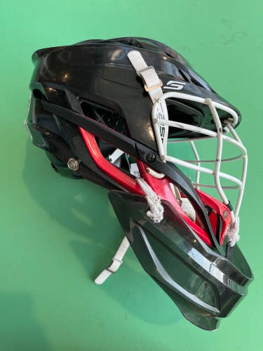 Black Youth Goalie Cascade S Helmet (Used)