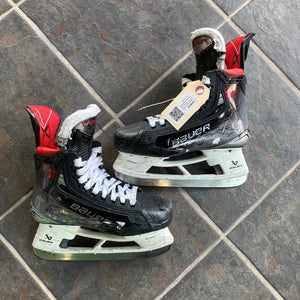 Junior Bauer Vapor X5 Pro Hockey Skates Extra Wide Width Size 3,(Used)