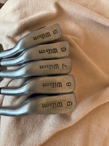 Men's Wilson Optimax Right Handed Iron Set Uniflex 5 Pieces Steel Shaft (Used)