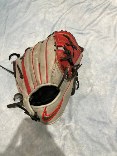 Gray Nike Sha/do Edge RH Baseball Glove 12" (Used)