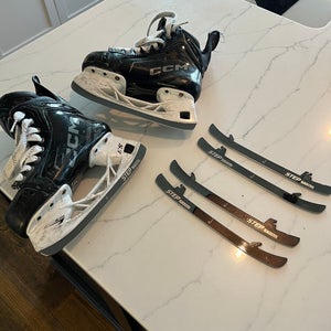 CCM Tacks XF Pro Hockey Skates Size 2 (Used)