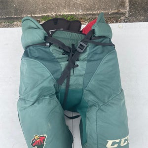 CCM HP45X Pro Stock Hockey Pants Large Minnesota Wild Green 1743