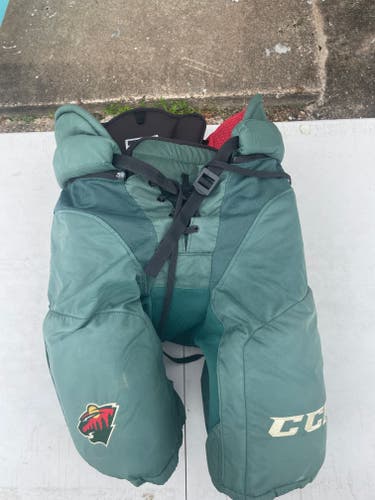 CCM HP45X Pro Stock Hockey Pants Large Minnesota Wild Green 1743