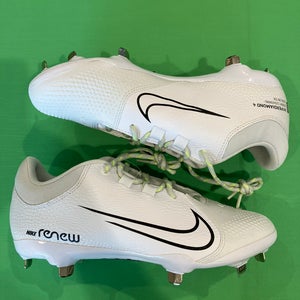 Nike Women's Hyperdiamond 4 Pro Softball Cleats (New) | Size 9.5