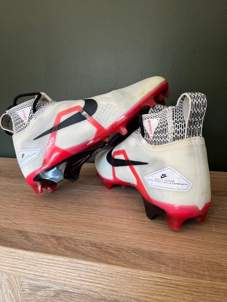Men's Size M 8.0 (W 9.0)  Nike Alpha Menace Pro 3 (Used)